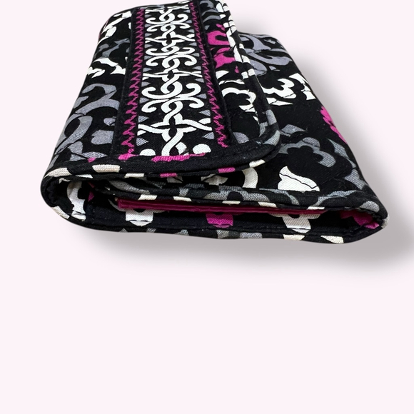 Vera Bradley Tri-Fold Wallet Accordion Quilted Cotton Black Pink ID Card Case - Picture 2 of 13